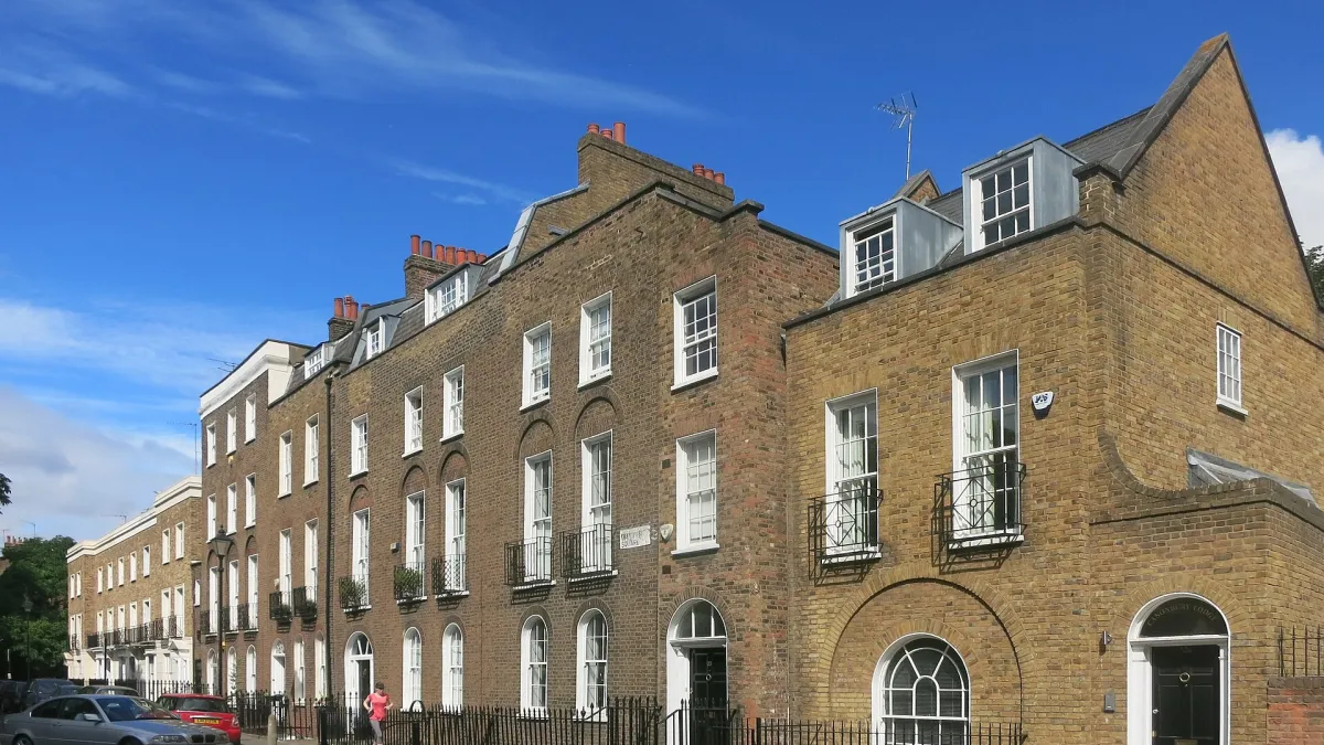 Mansion tax bunching: how a £2m cliff reshapes London's premium market