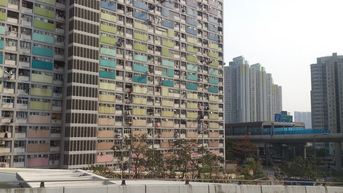 按揭新天花：香港千萬級房產的融資邊界與三層規則